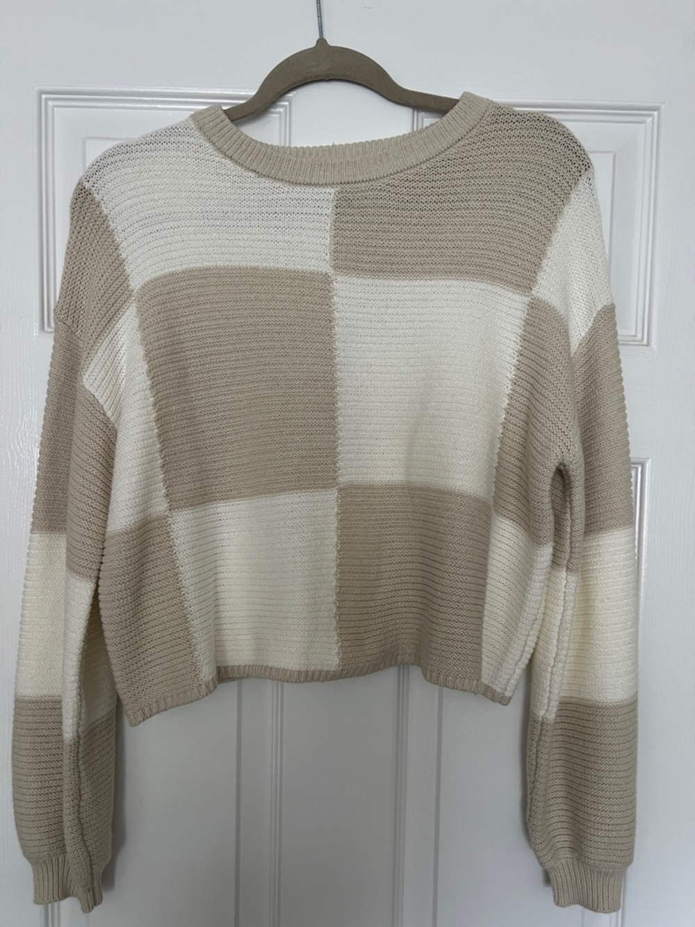 Women’s moon & madison Cream and Tan Block Knit Crew Sweater